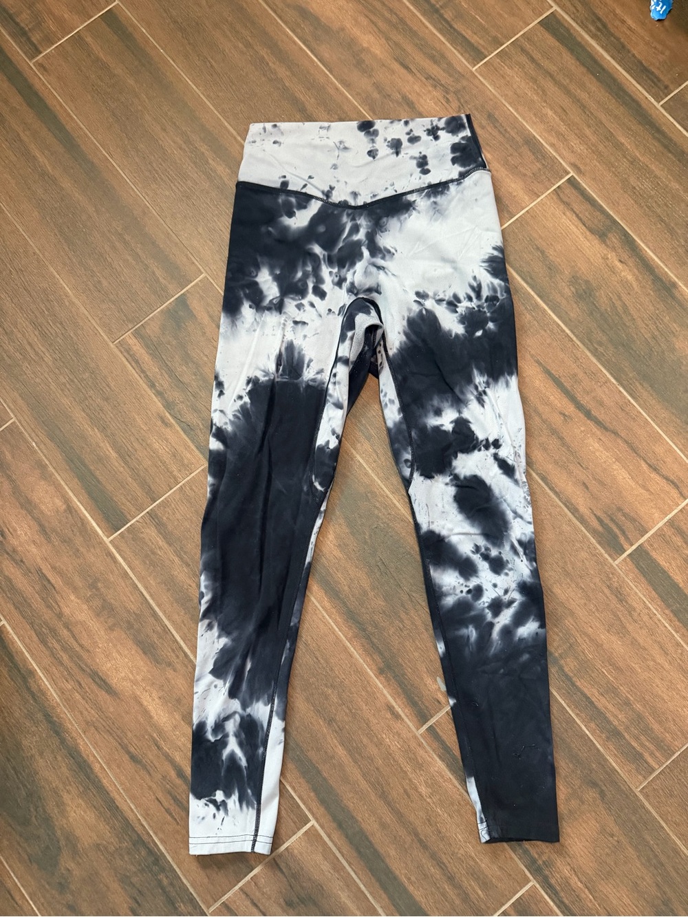 Women’s Tie-Dye Black & White Leggings